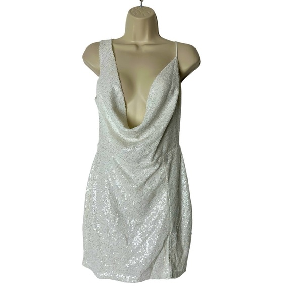 Lucy in the Sky Sequined Bodycon Mini Dress Medium White Sheath Draped Neckline - Picture 1 of 10